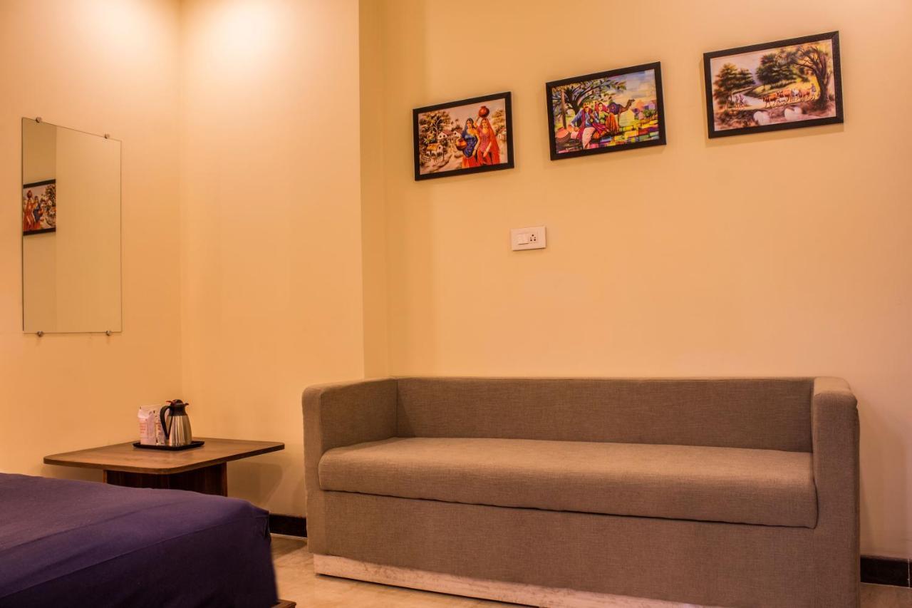 Lav Kush International Otel Varanasi Dış mekan fotoğraf