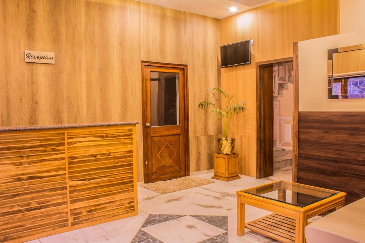 Lav Kush International Otel Varanasi Dış mekan fotoğraf