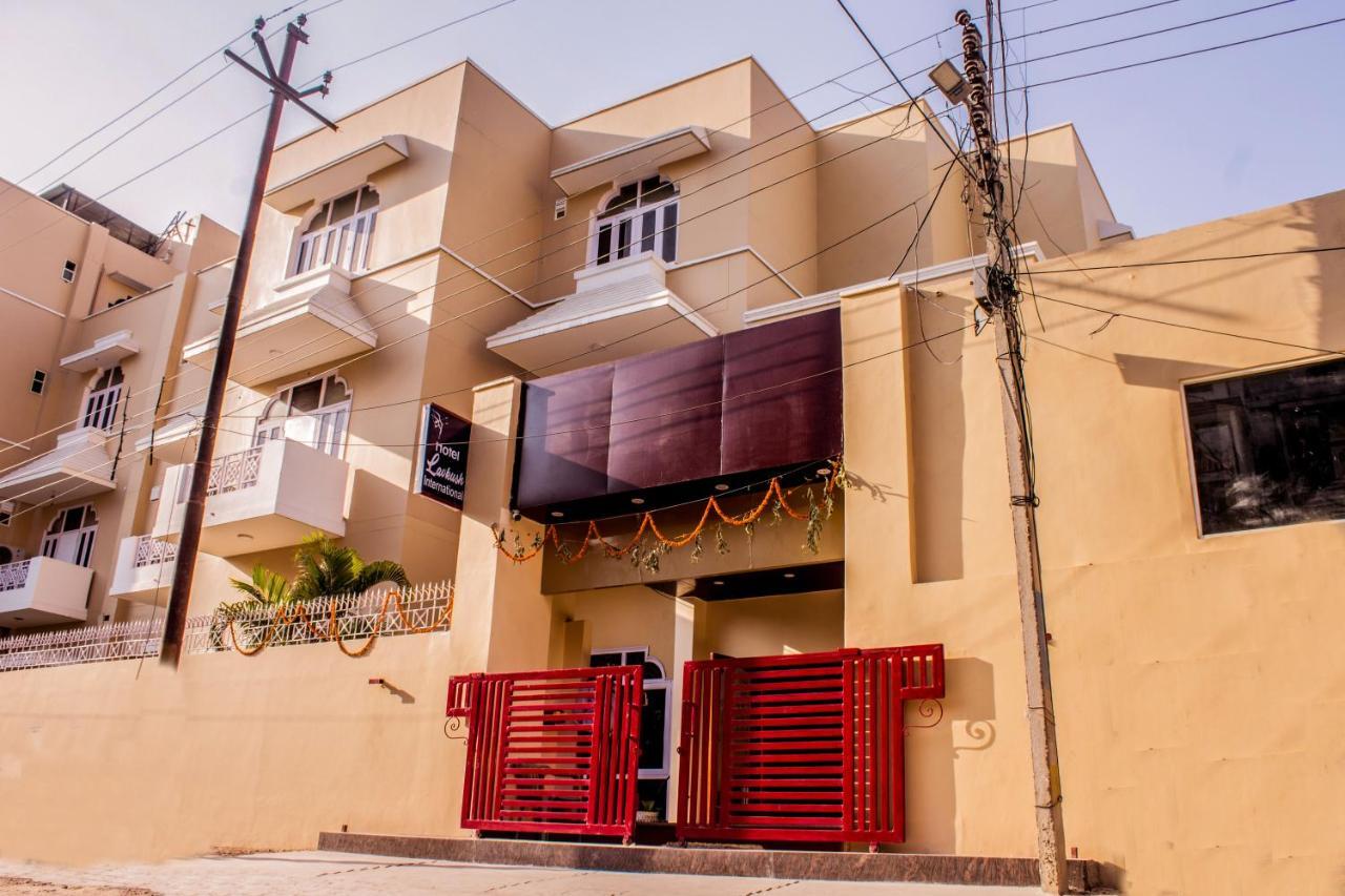 Lav Kush International Otel Varanasi Dış mekan fotoğraf