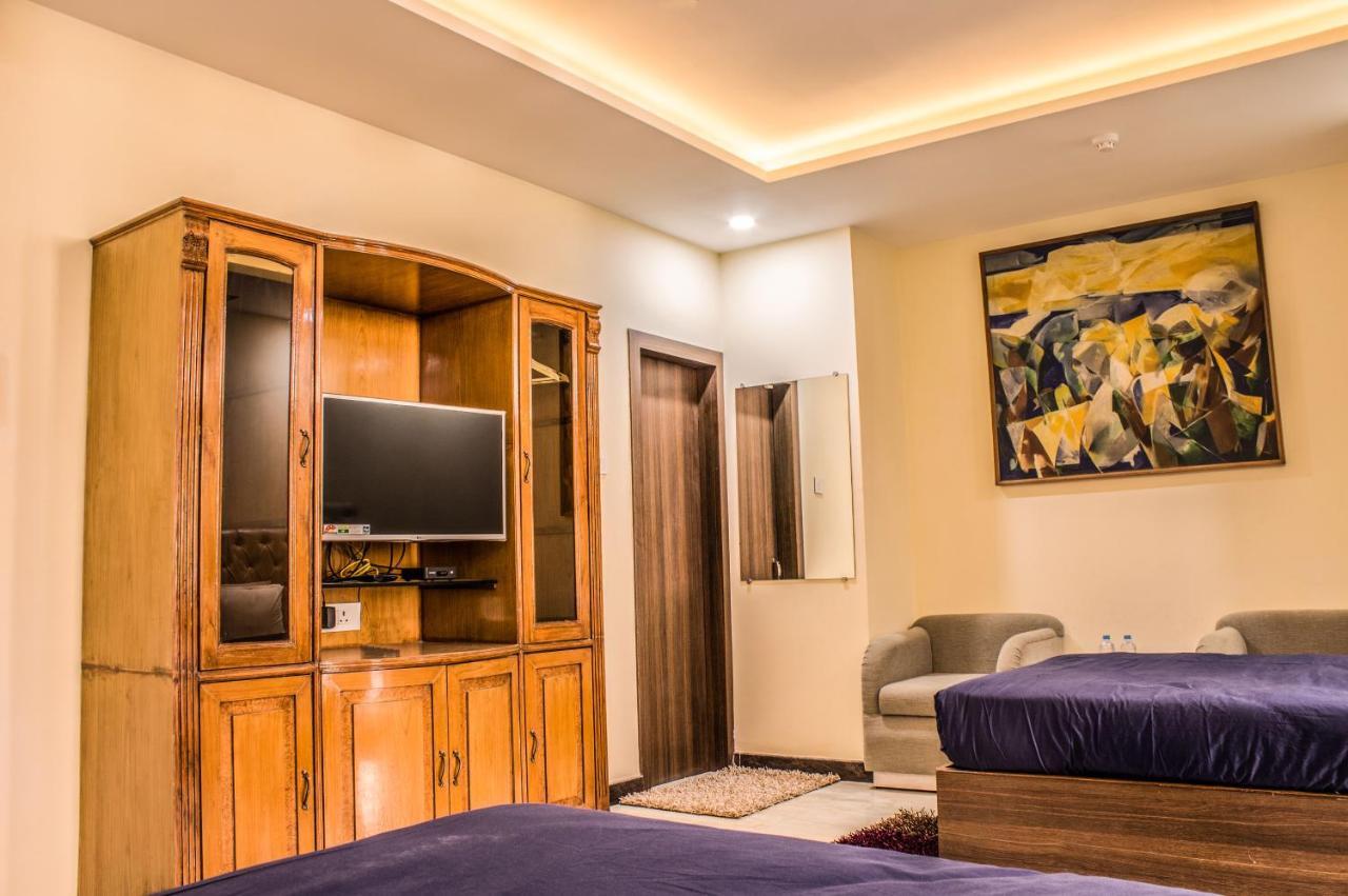 Lav Kush International Otel Varanasi Dış mekan fotoğraf