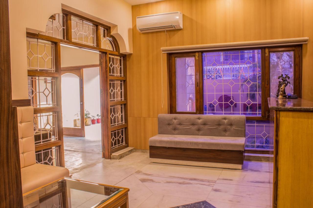 Lav Kush International Otel Varanasi Dış mekan fotoğraf