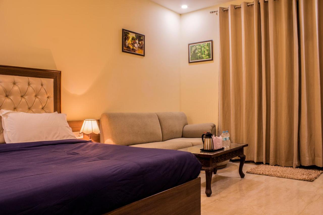 Lav Kush International Otel Varanasi Dış mekan fotoğraf